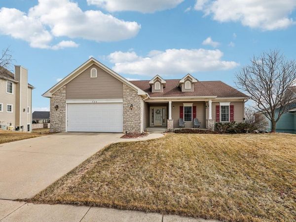 320 S Boulder Ridge DRIVE, Lake Geneva, WI 53147