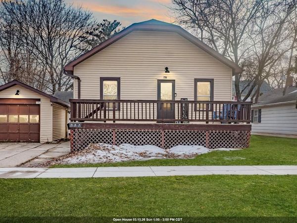 987 KELLOGG STREET, Green Bay, WI 54303