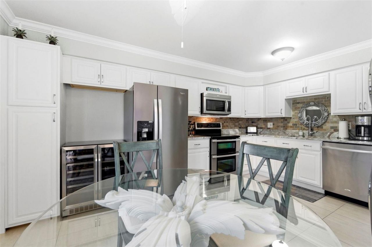 4911 Coquina Key Drive Se, Unit C, Saint Petersburg, FL 33705 Photo