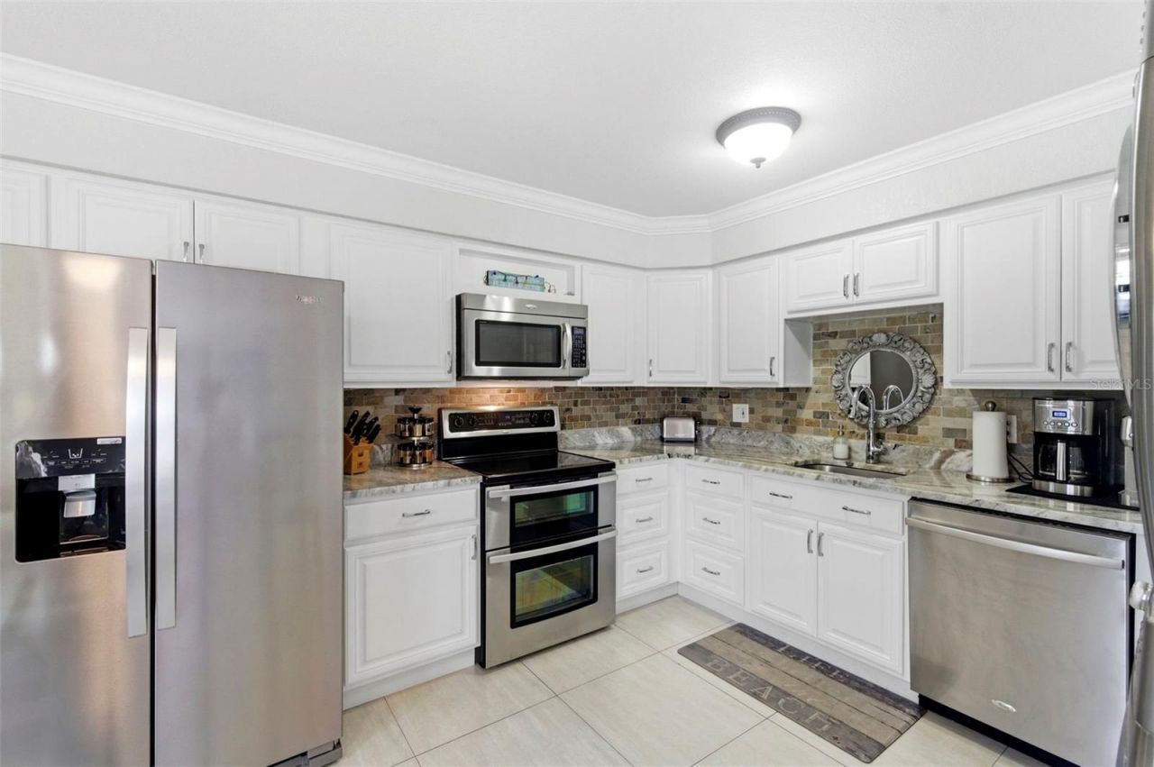 4911 Coquina Key Drive Se, Unit C, Saint Petersburg, FL 33705 Photo