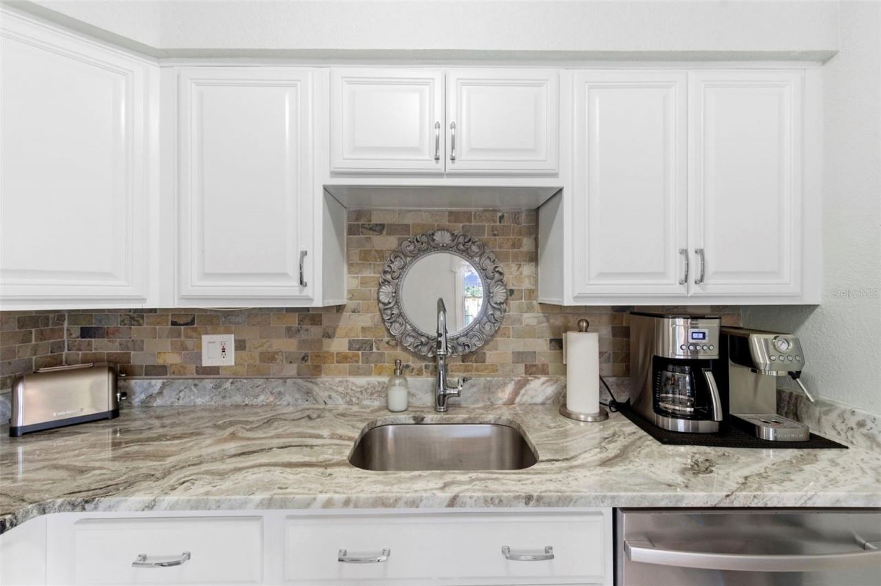 4911 Coquina Key Drive Se, Unit C, Saint Petersburg, FL 33705 Photo