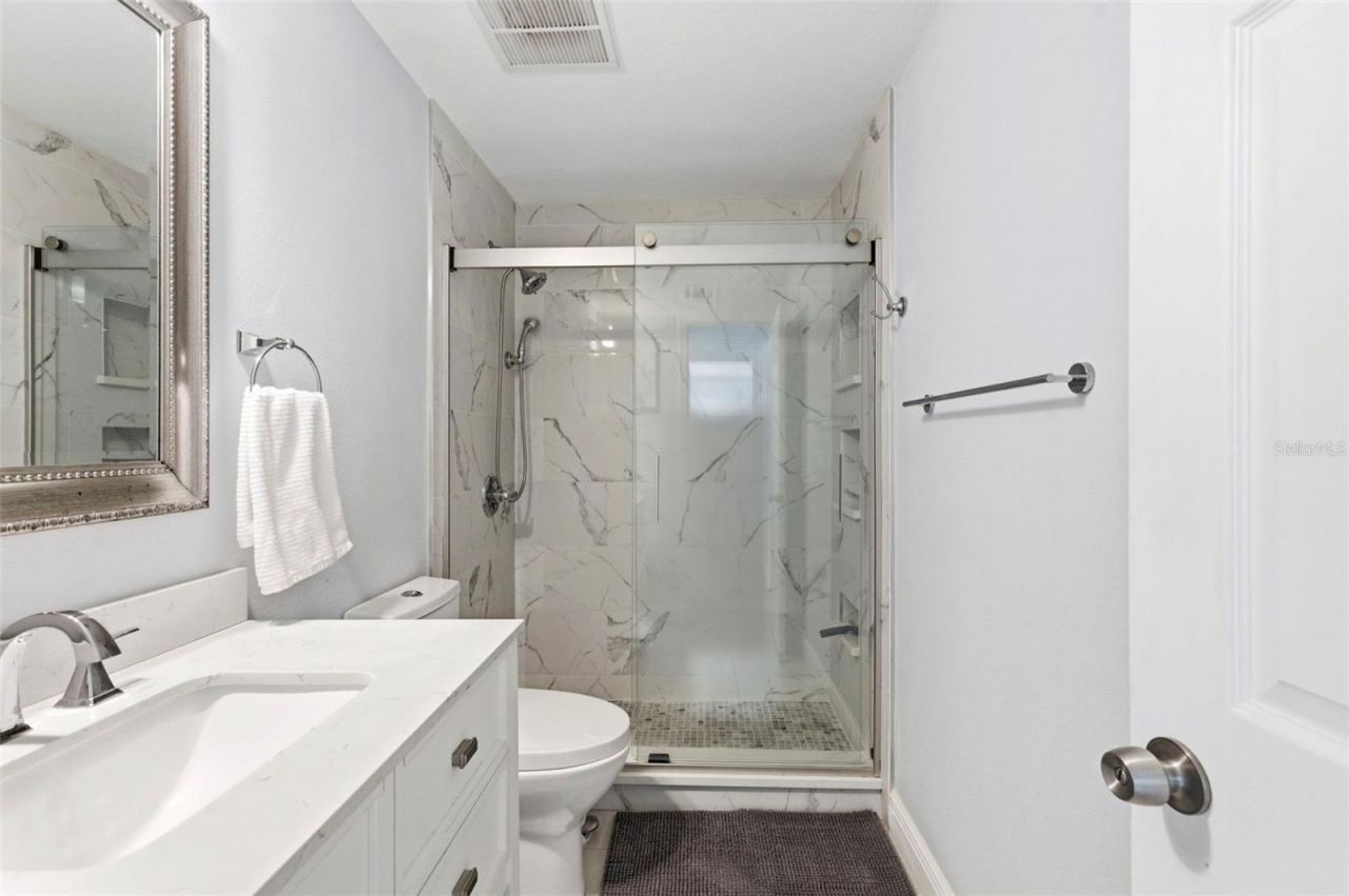 4911 Coquina Key Drive Se, Unit C, Saint Petersburg, FL 33705 Photo