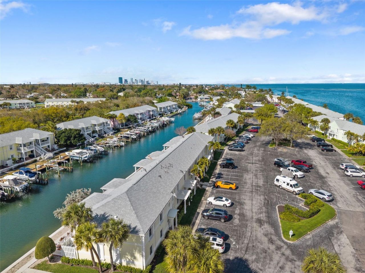 4911 Coquina Key Drive Se, Unit C, Saint Petersburg, FL 33705 Photo