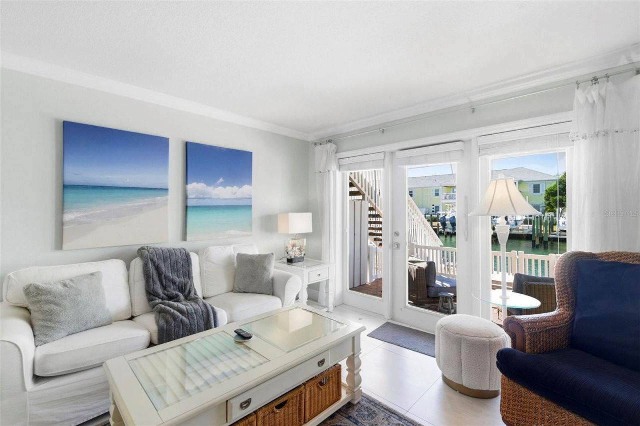 4911 Coquina Key Drive Se, Unit C, Saint Petersburg, FL 33705 Photo