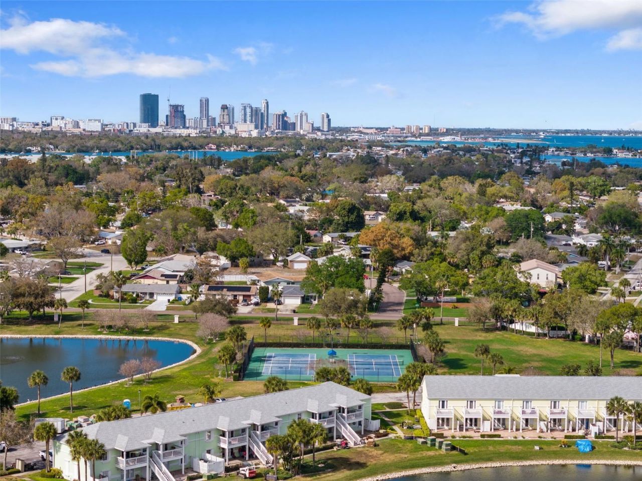 4911 Coquina Key Drive Se, Unit C, Saint Petersburg, FL 33705 Photo