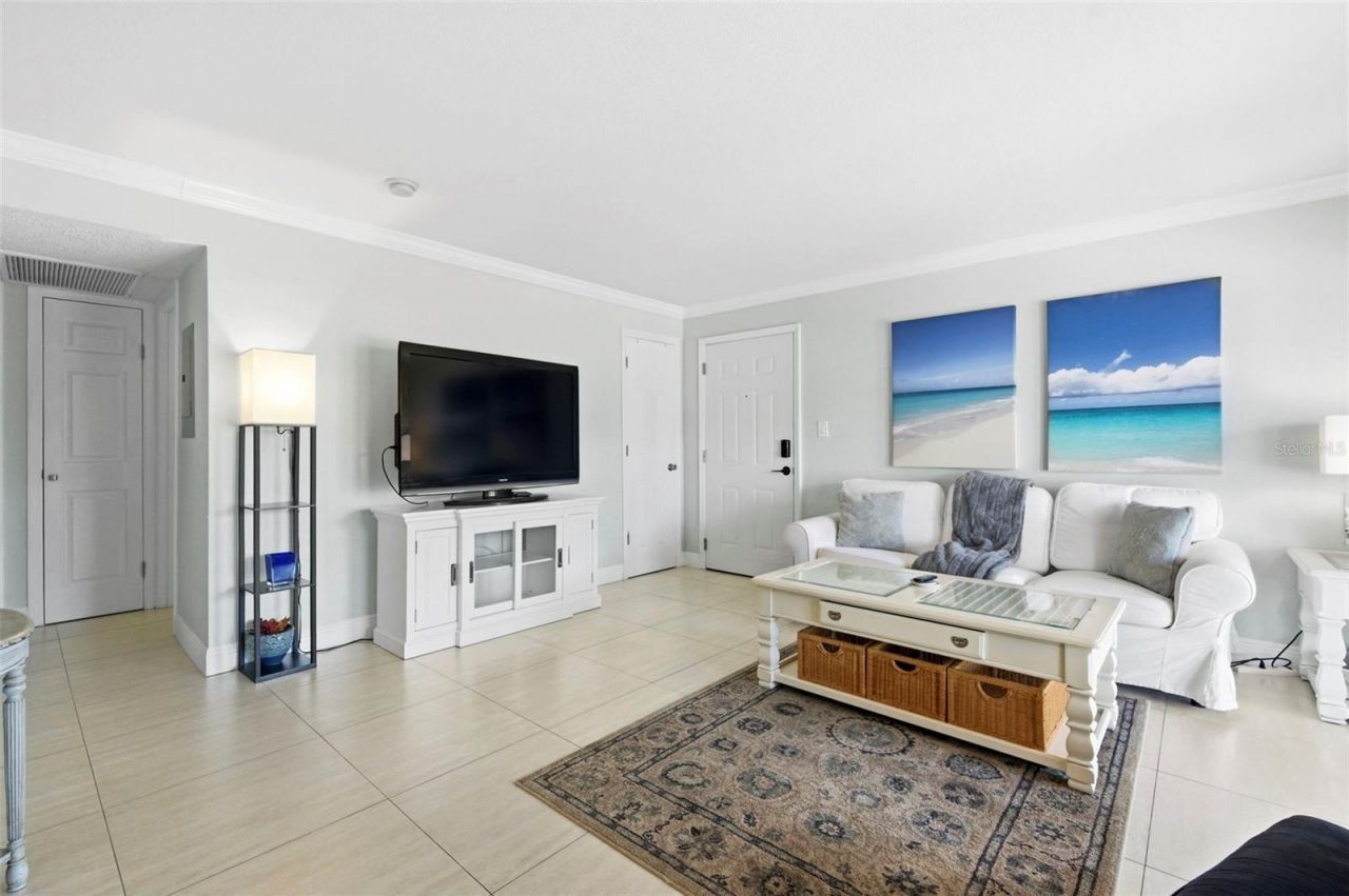 4911 Coquina Key Drive Se, Unit C, Saint Petersburg, FL 33705 Photo