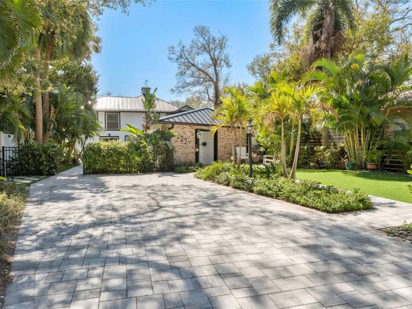 222 11TH AVENUE N, ST PETERSBURG, FL 33701