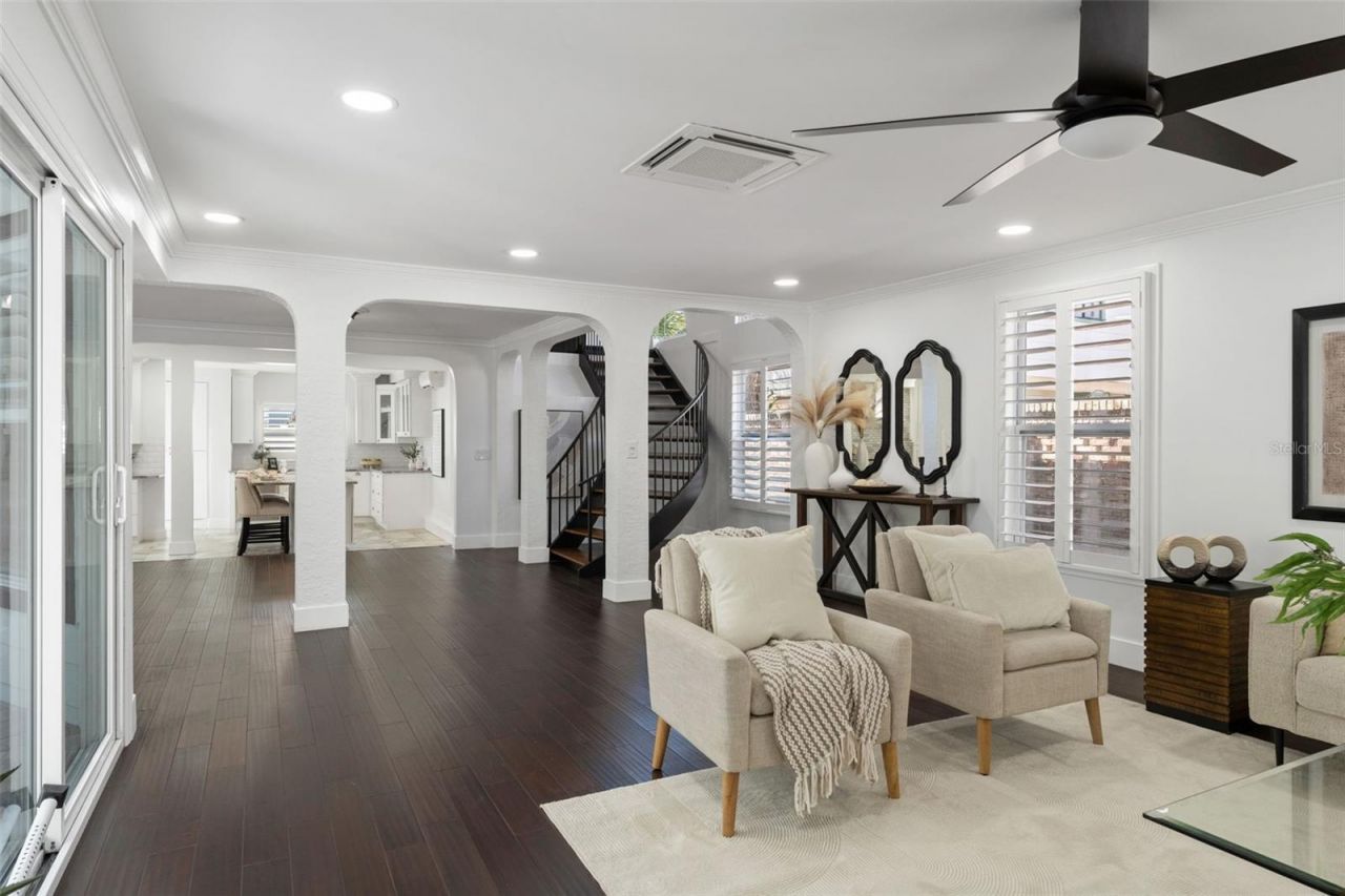 222 11th Avenue N, Saint Petersburg, FL 33701 Photo