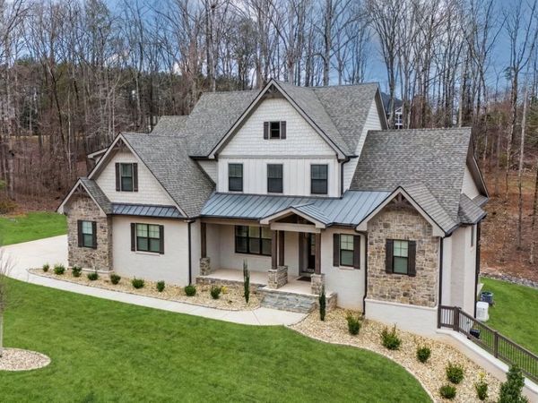 105 Fox Court, Forsyth, GA 31029