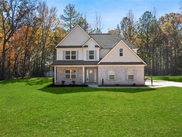 656 East Lake Road , Mcdonough, GA 30252