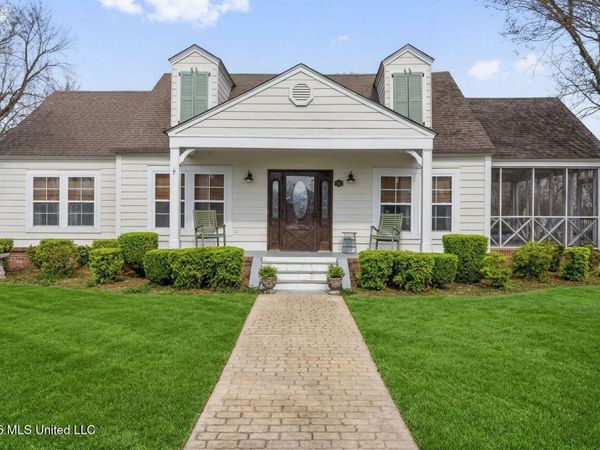 9110 Second Street, Walls, MS 38680