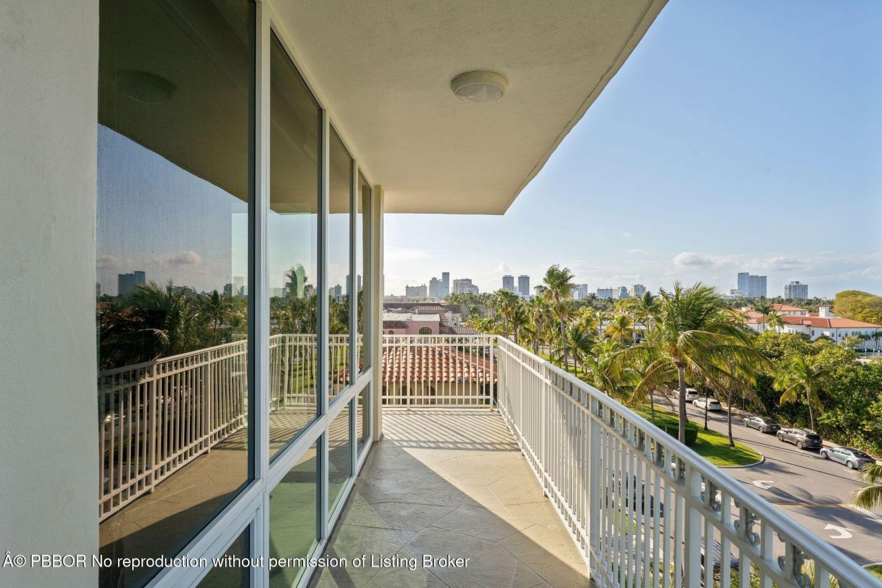 100 Royal Palm Way, Unit G-5, Palm Beach, FL 33480 Photo