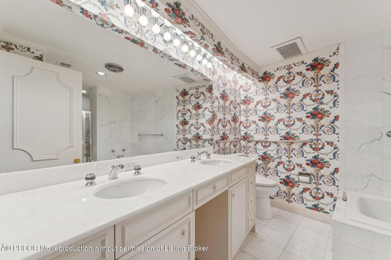 100 Royal Palm Way, Unit G-5, Palm Beach, FL 33480 Photo