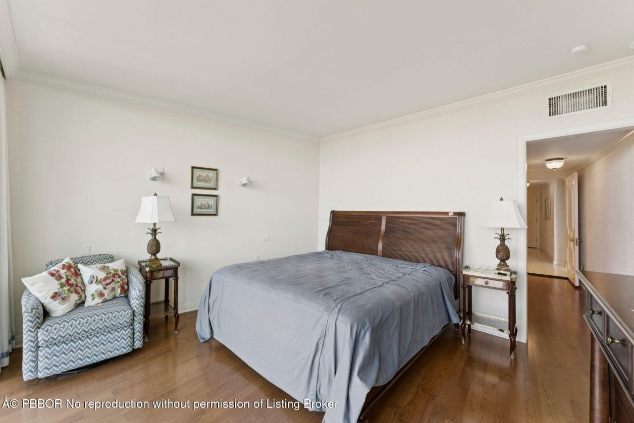 100 Royal Palm Way, Unit G-5, Palm Beach, FL 33480 Photo