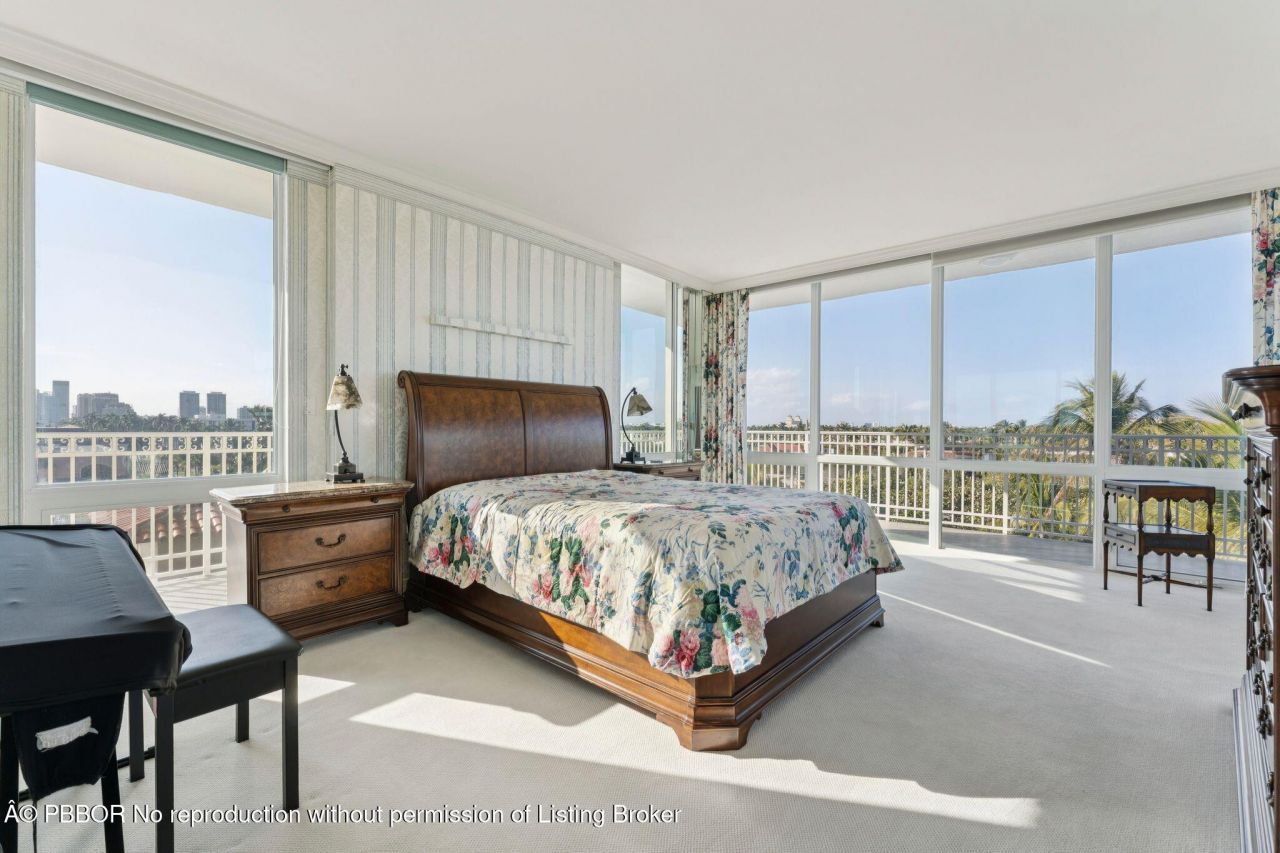 100 Royal Palm Way, Unit G-5, Palm Beach, FL 33480 Photo