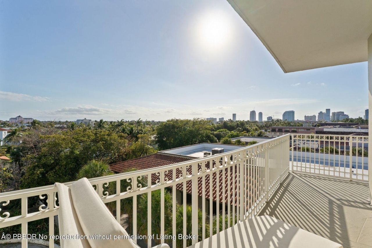 100 Royal Palm Way, Unit G-5, Palm Beach, FL 33480 Photo