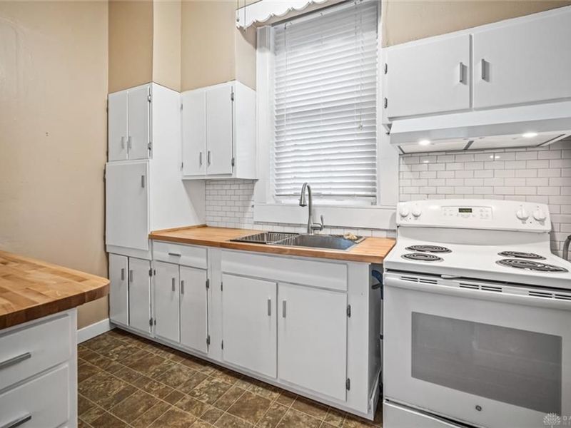 215 E Linden Avenue, Miamisburg, OH 45342 Photo 20