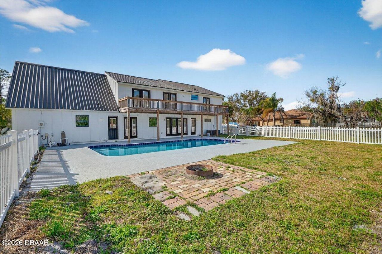 425 Country Circle Drive, Unit E, Port Orange, FL 32128 Photo