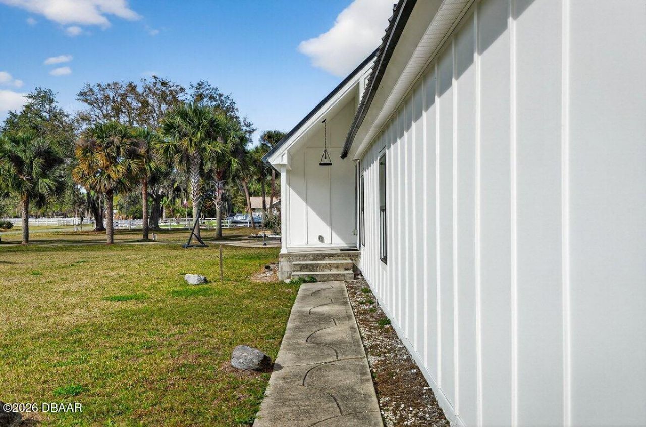 425 Country Circle Drive, Unit E, Port Orange, FL 32128 Photo