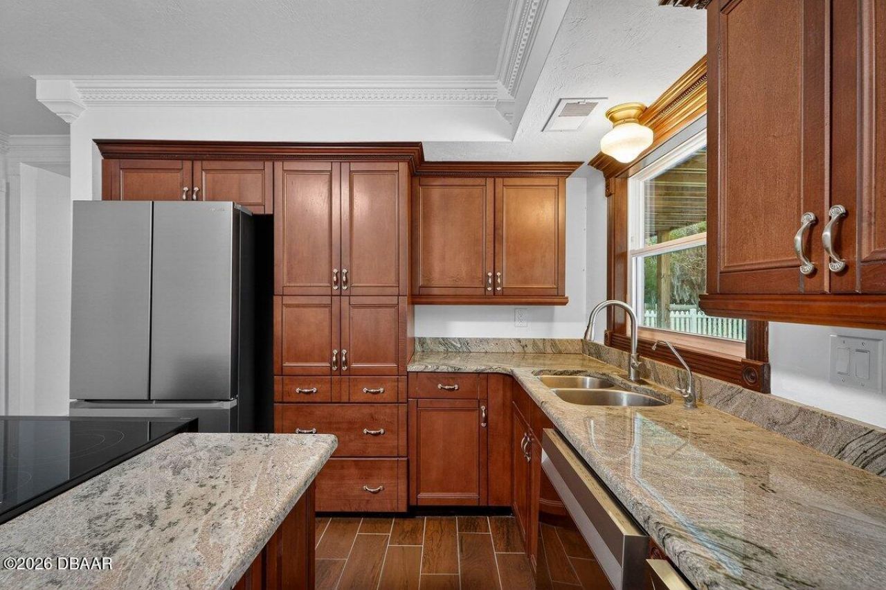 425 Country Circle Drive, Unit E, Port Orange, FL 32128 Photo