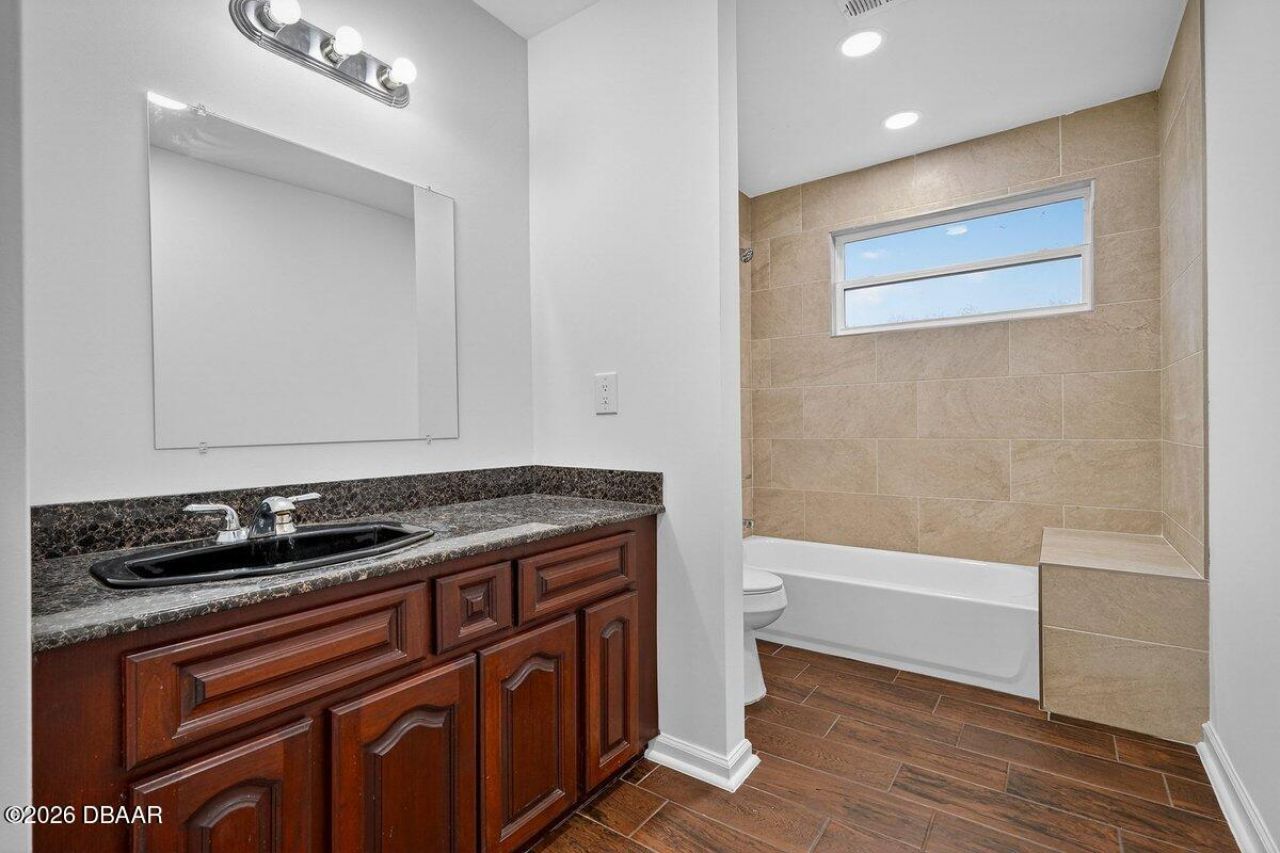 425 Country Circle Drive, Unit E, Port Orange, FL 32128 Photo