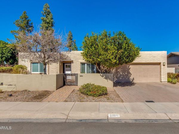 1204 E STEAMBOAT BEND Drive, Tempe, AZ 85283