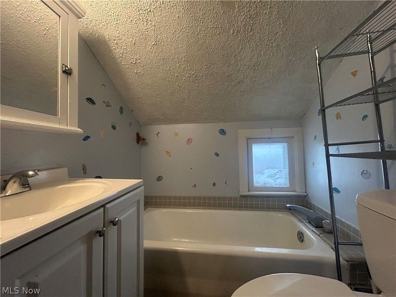 3407 Wellington Avenue, Parma, OH 44134 Photo 10