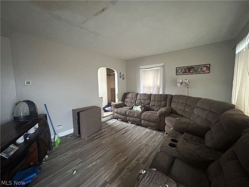 3407 Wellington Avenue, Parma, OH 44134 Photo 2