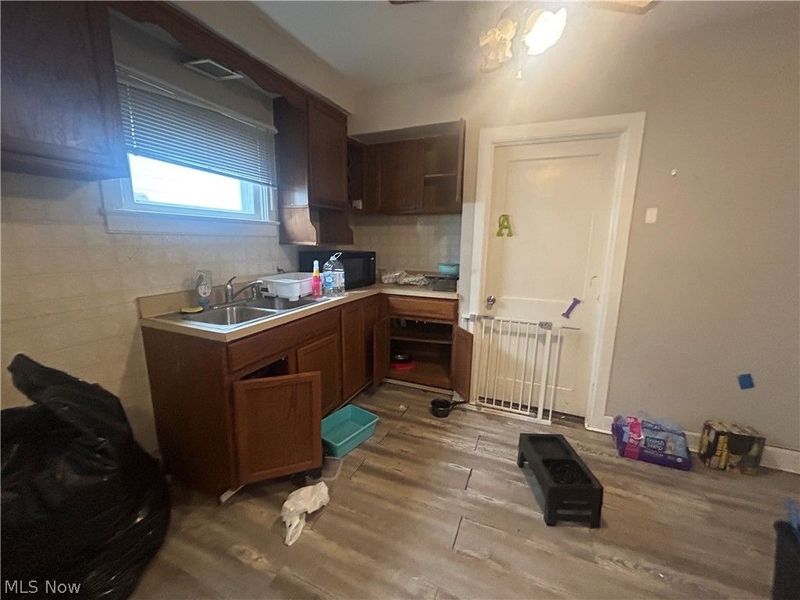 3407 Wellington Avenue, Parma, OH 44134 Photo 5