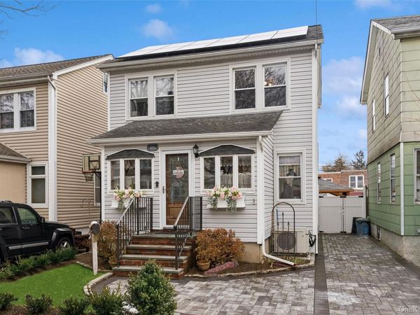 8783 254th Street , Bellerose, NY 11426