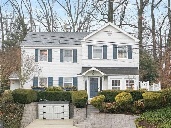 5714 HUNTINGTON PARKWAY , BETHESDA, MD 20814