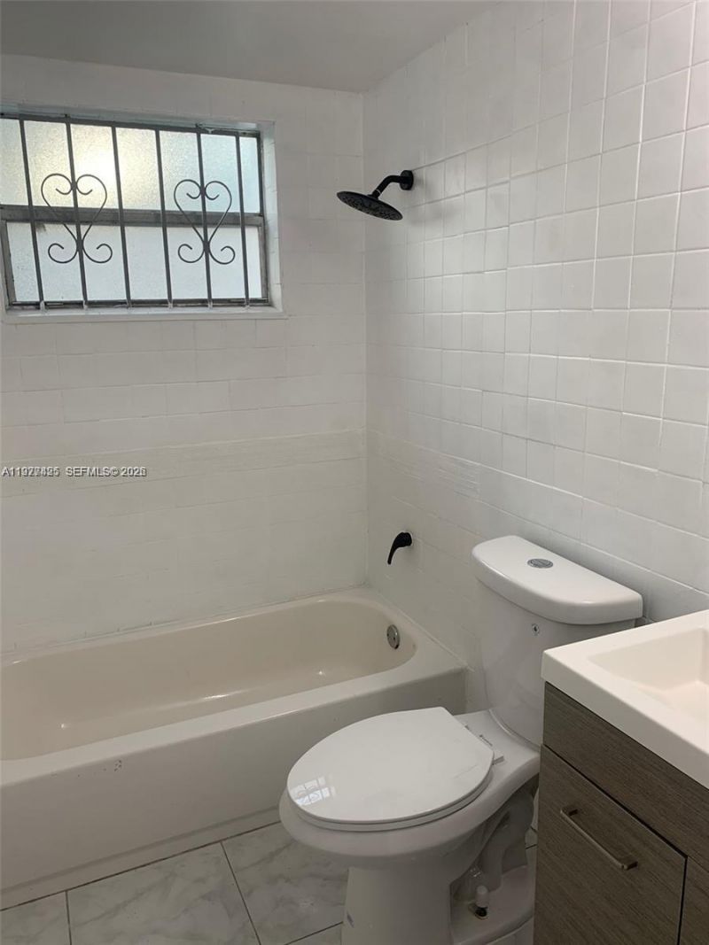 8295 NE Miami Ct , Unit 1, Miami, FL 33138 Photo