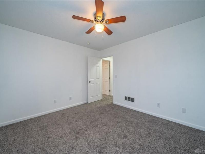 6907 Pegram Way, Huber Heights, OH 45424 Photo 39