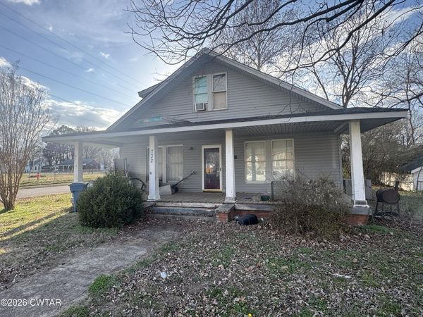 732 S Church Street , Trenton, TN 38382
