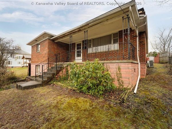 934 Park Street, St Albans, WV 25177