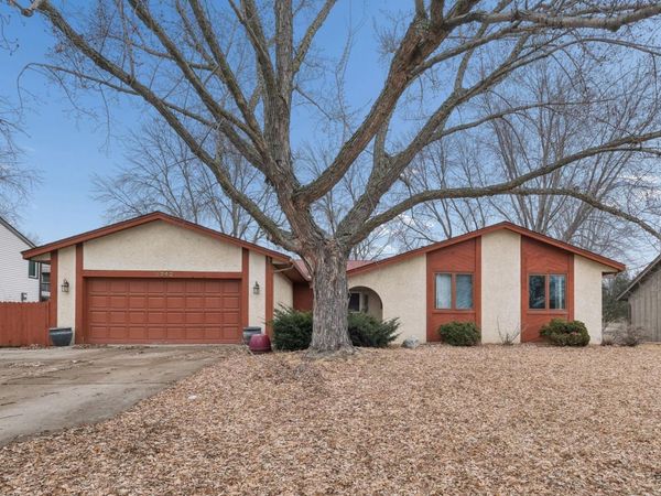 5242 Overlook Drive, Bloomington, MN 55437