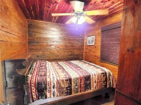 24120 Highway 107, Stoutsville, MO 65283