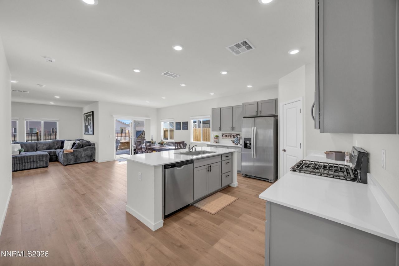 7558 Grassy Plains Drive, Reno, NV 89506 Photo