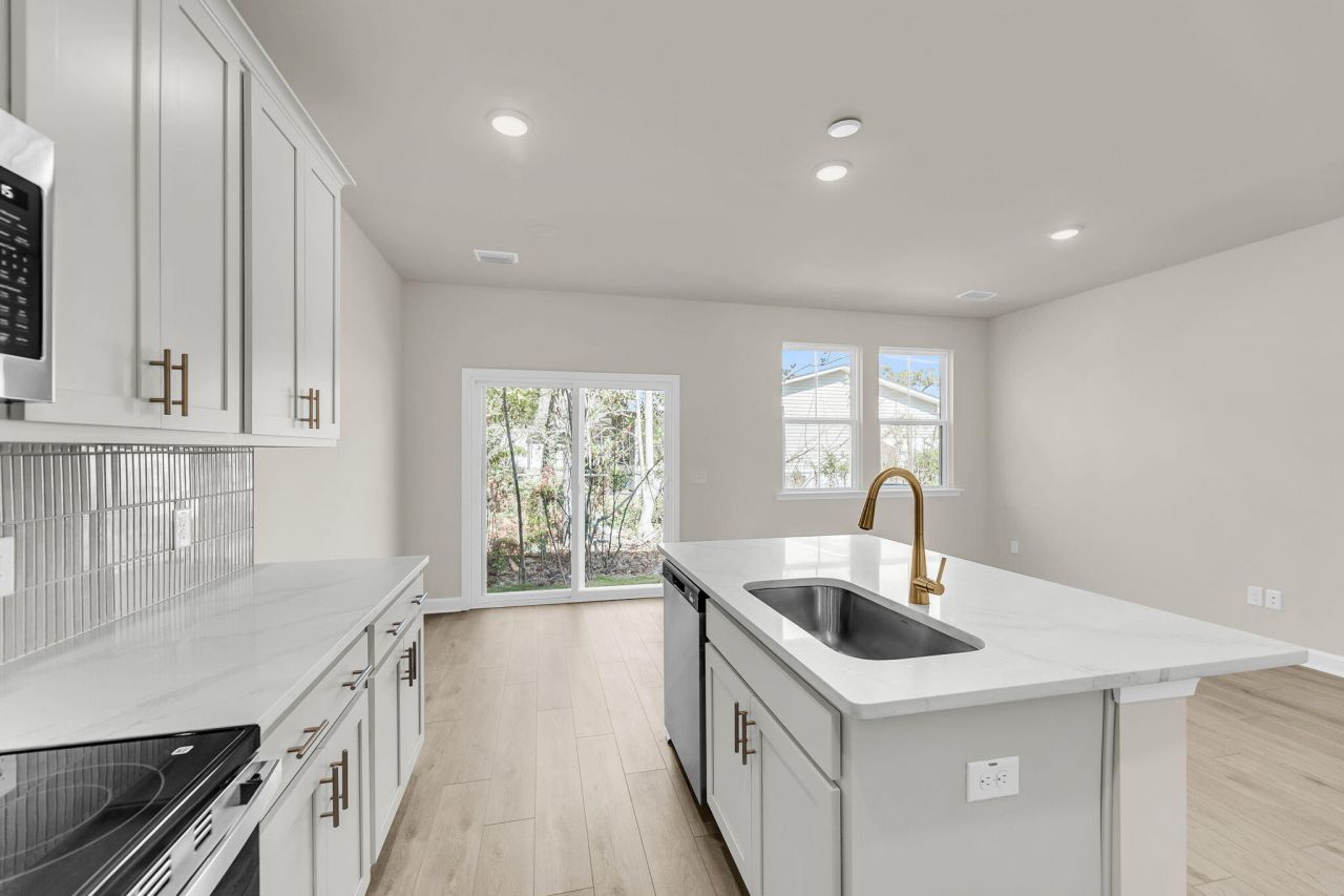 113 Berry Shoals Drive Photo 16