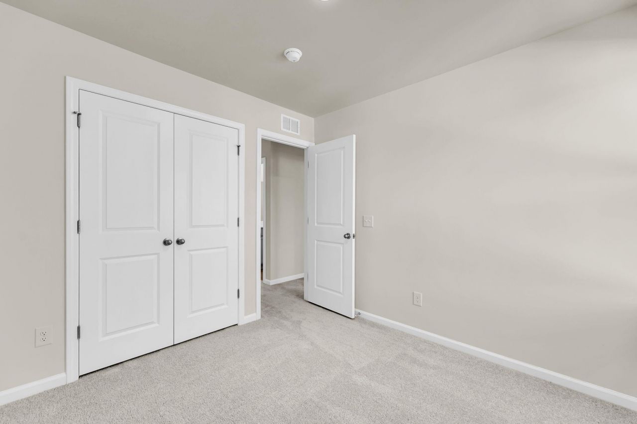 113 Berry Shoals Drive Photo 28