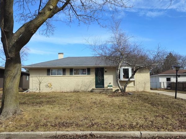 5632 S Melinda STREET, Milwaukee, WI 53221