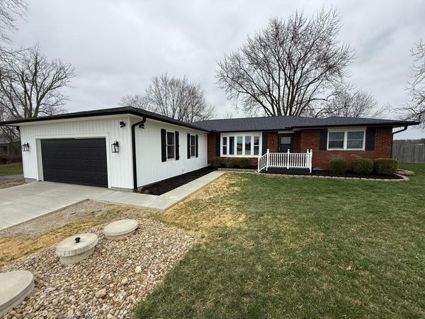 9758 Perrill Road, Canal Winchester, OH 43110