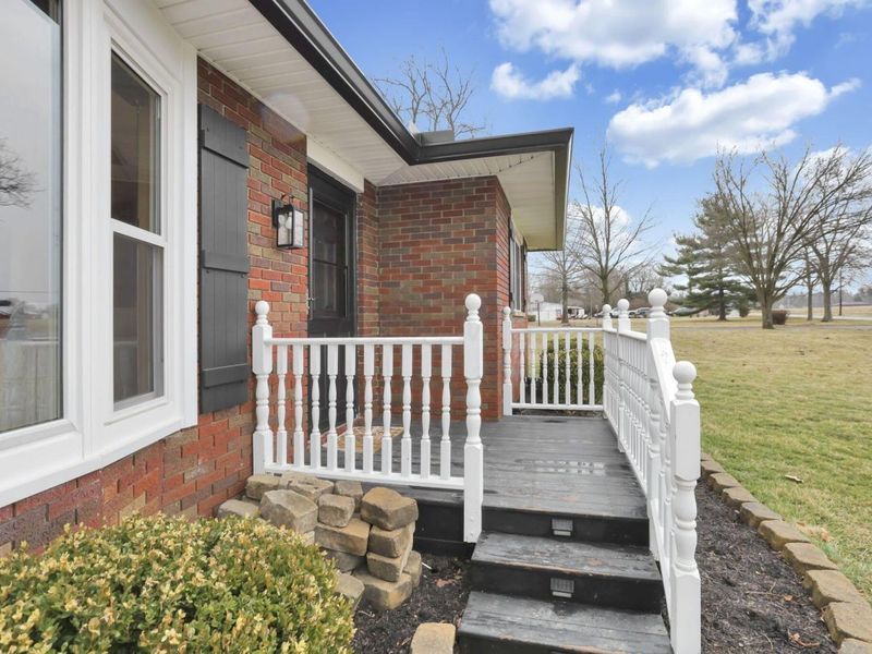 9758 Perrill Road, Canal Winchester, OH 43110 Photo 2