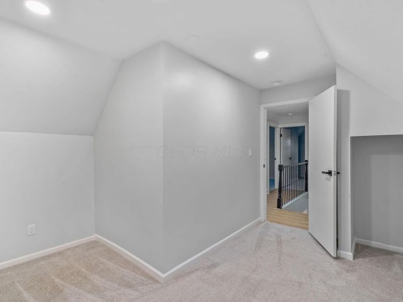 221 S Yale Avenue , Columbus, OH 43222 Photo 20