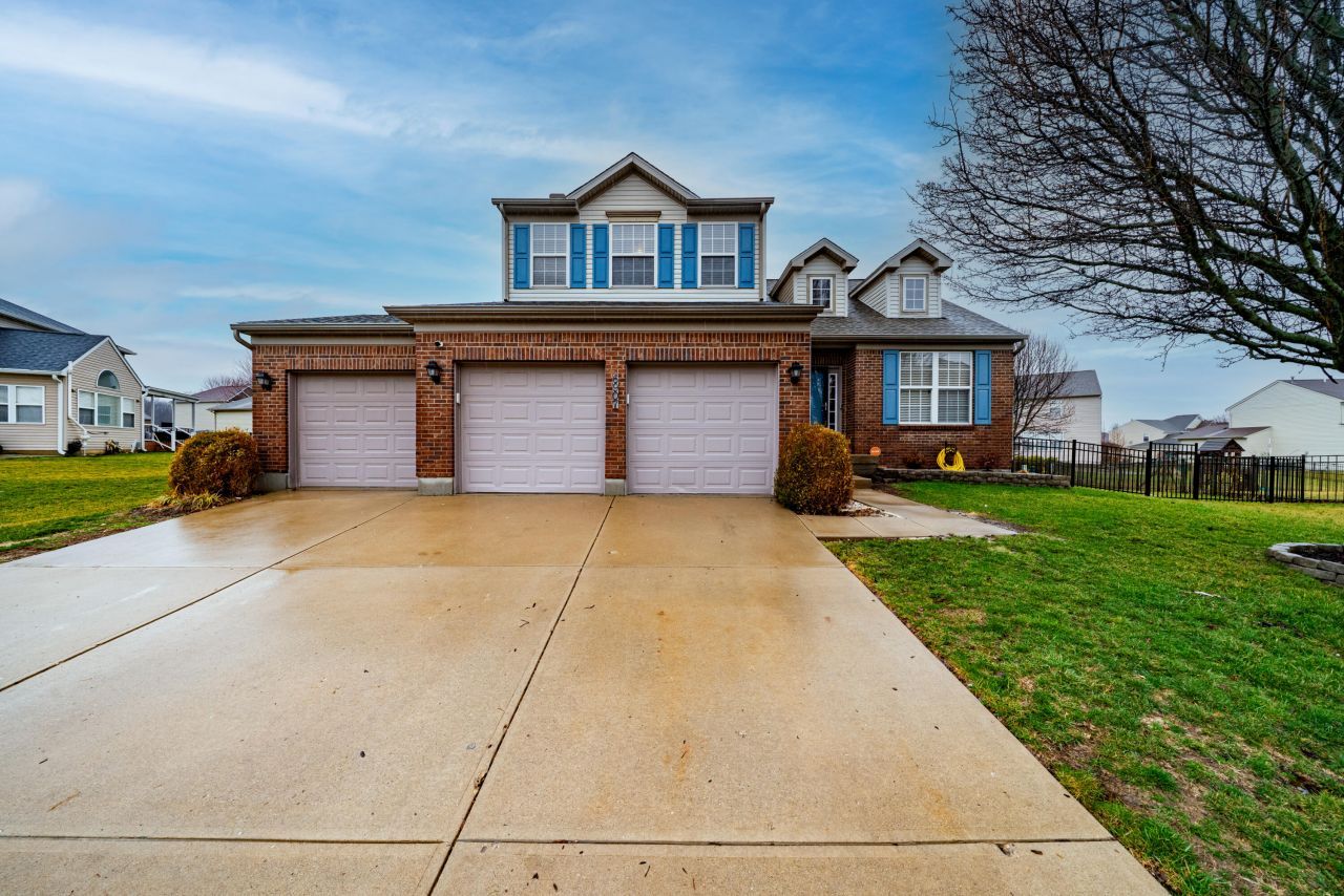 6907 Pegram Way, Dayton, OH 45424 Main Photo