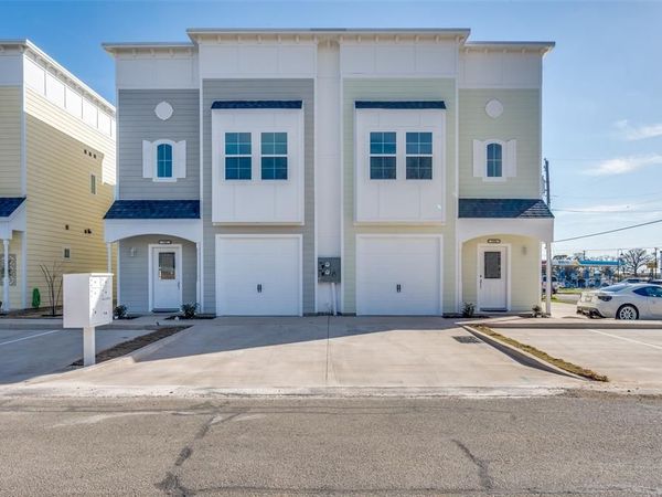 106 Market Street, Lake Dallas, TX 75065