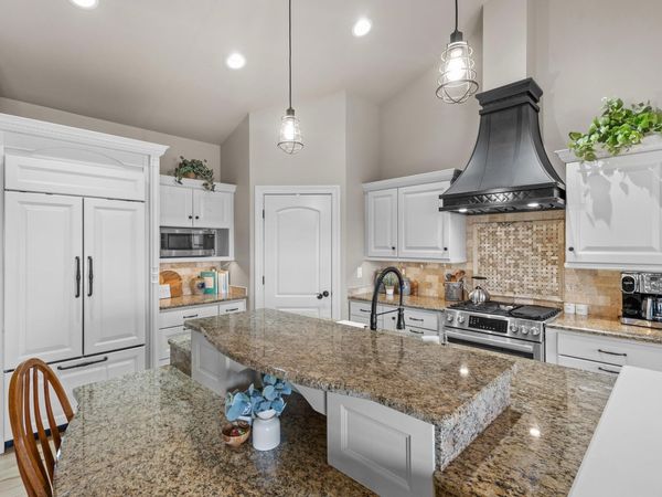 1317 Brunette Downs Drive, Madison, WI 53718