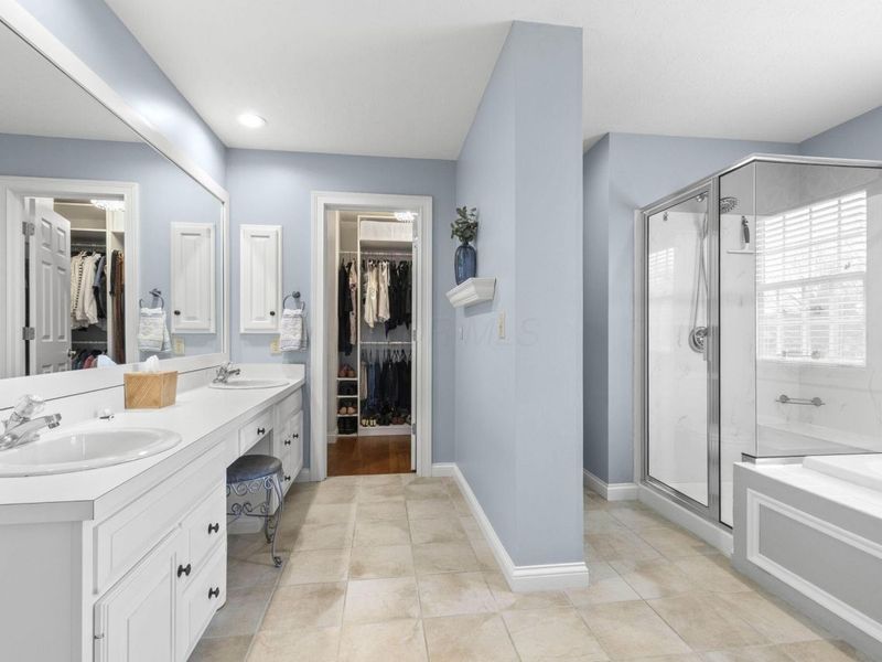 1216 Hooverview Drive , Westerville, OH 43082 Photo 24