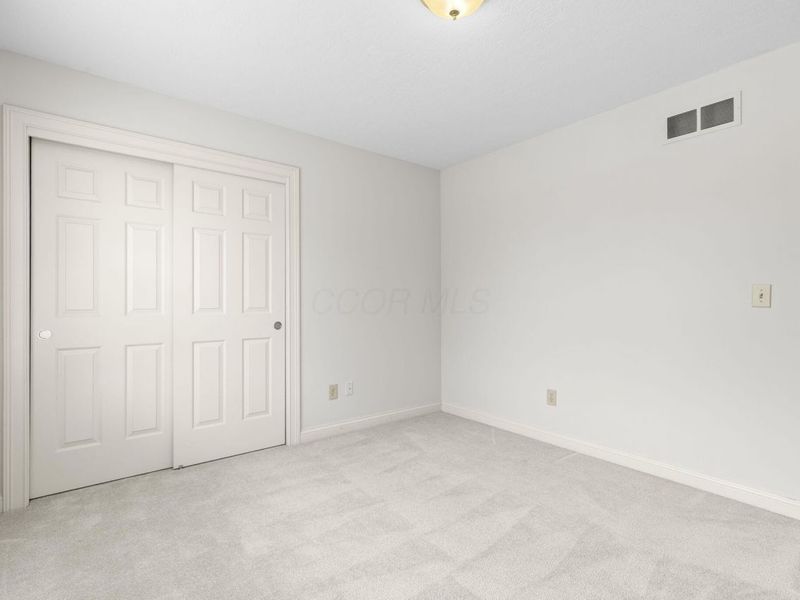 1216 Hooverview Drive , Westerville, OH 43082 Photo 32