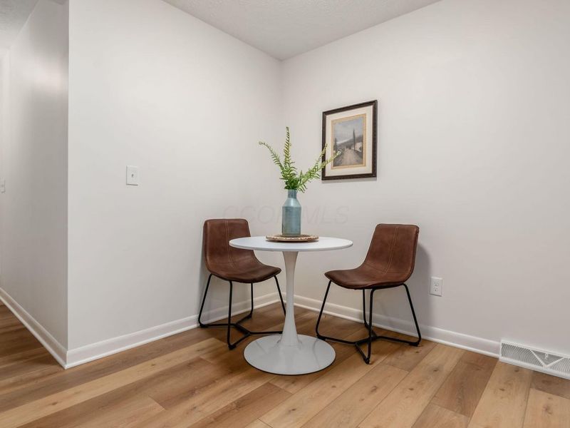 6019 Beechcroft Road, Columbus, OH 43229 Photo 12